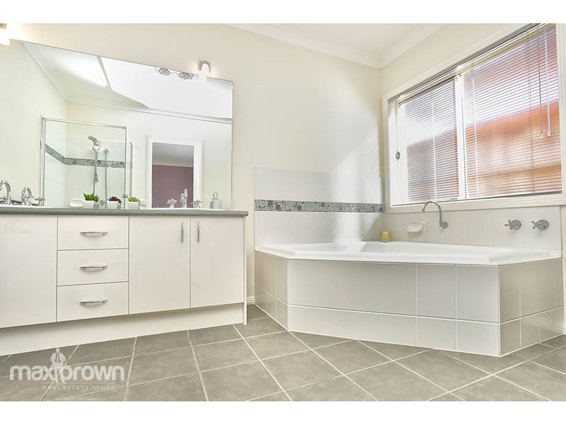 57 Kingsburgh Lane, Lilydale VIC 3140