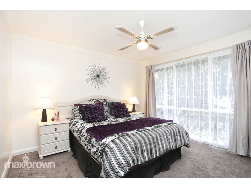 6 Tara Close, Croydon VIC 3136