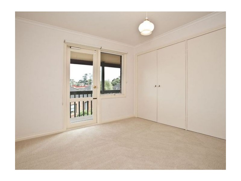 12/5 Devenish Avenue, Montrose VIC 3765