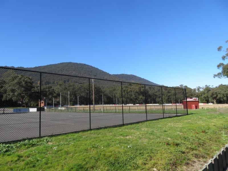 12/5 Devenish Avenue, Montrose VIC 3765