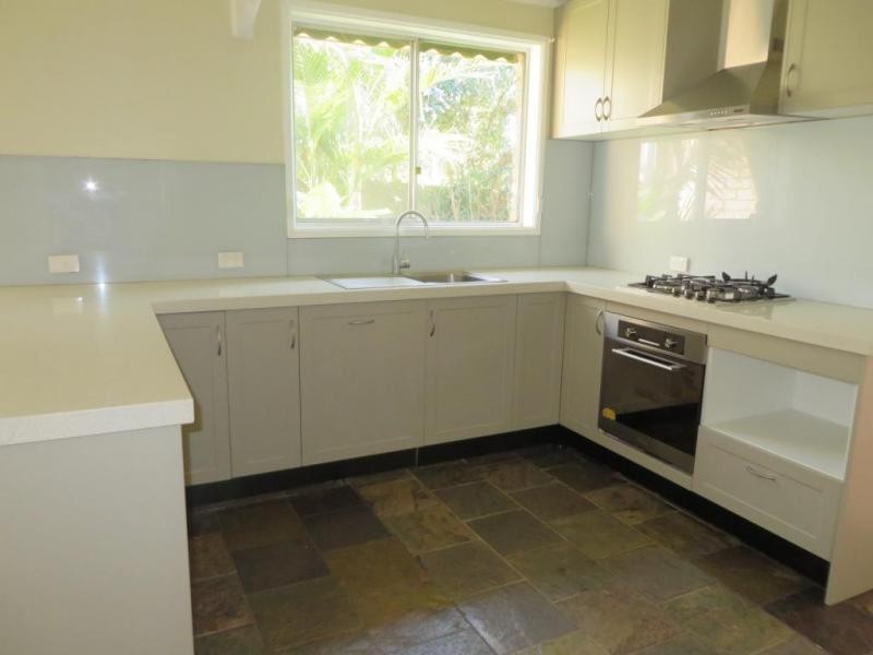 33 Parkvalley Drive, Chirnside Park VIC 3116