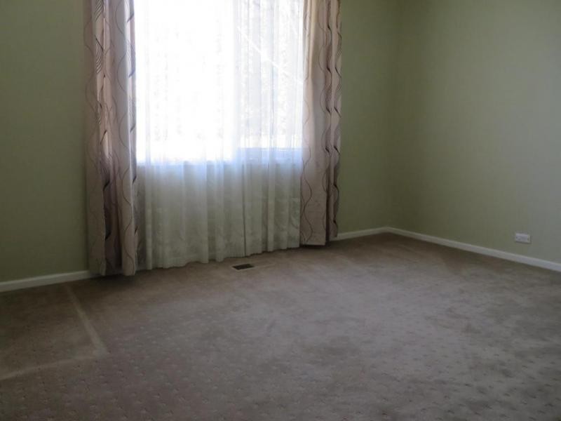 33 Parkvalley Drive, Chirnside Park VIC 3116