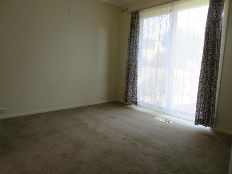 33 Parkvalley Drive, Chirnside Park VIC 3116