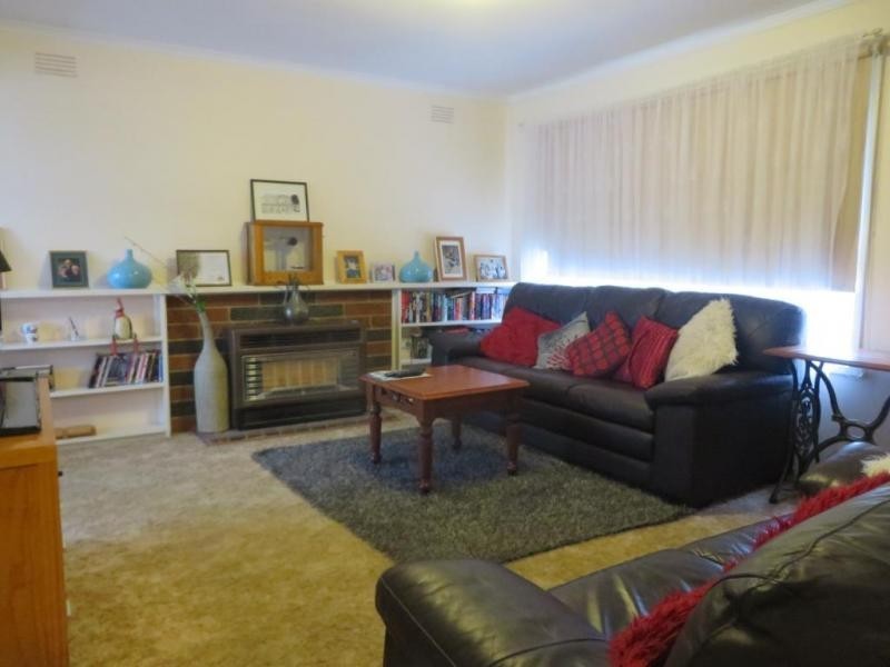 1/55 Dryden Concourse, Mooroolbark VIC 3138