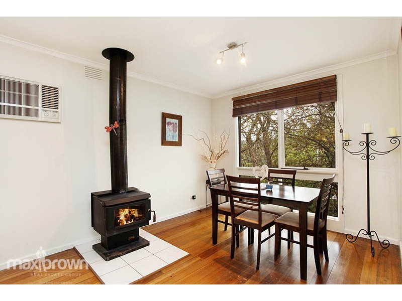 17 Oak Grove, Mount Evelyn VIC 3796