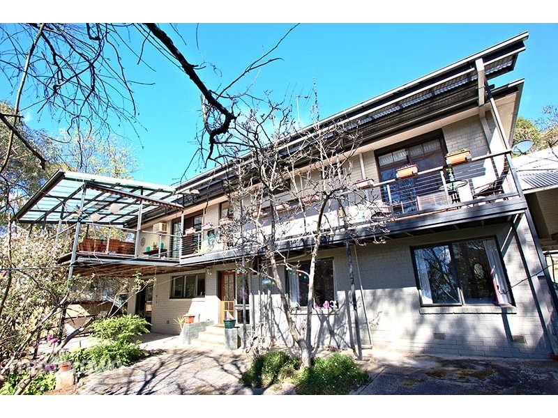 17 Oak Grove, Mount Evelyn VIC 3796