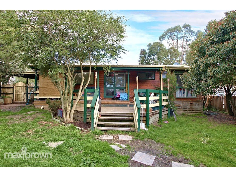 1 John Street, Wandin North VIC 3139