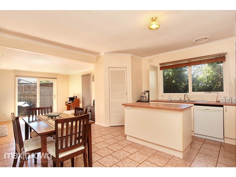 30 Diane Crescent, Mooroolbark VIC 3138