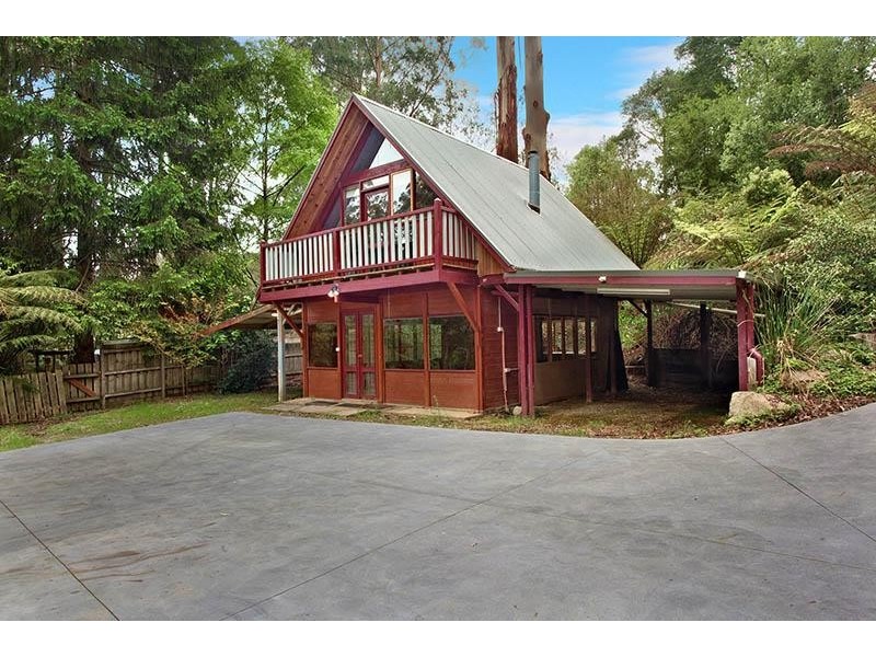 74 The Crescent, Sassafras VIC 3787