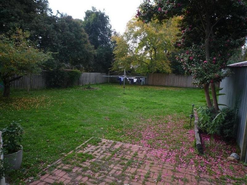 33 Frederick Street, Croydon VIC 3136