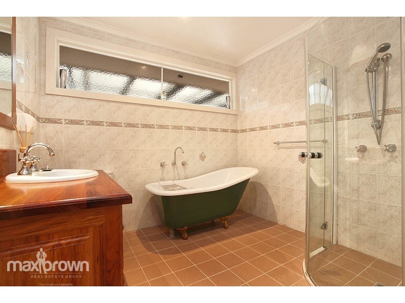 43 Landstrom Quadrant, Kilsyth VIC 3137