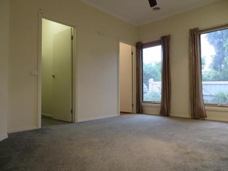 50 Glen Dhu Road, Kilsyth VIC 3137