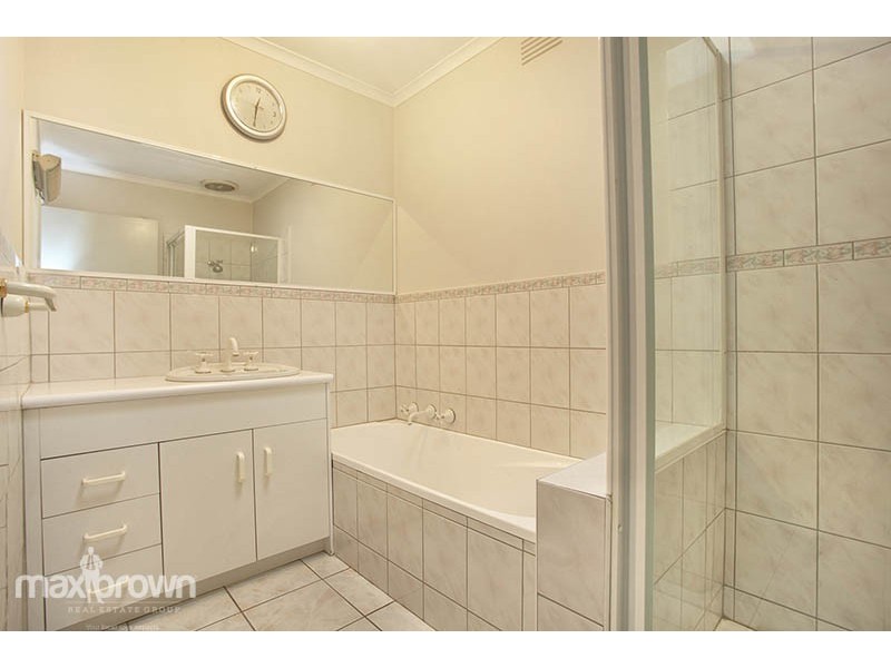 45 Geoffrey Drive, Kilsyth VIC 3137