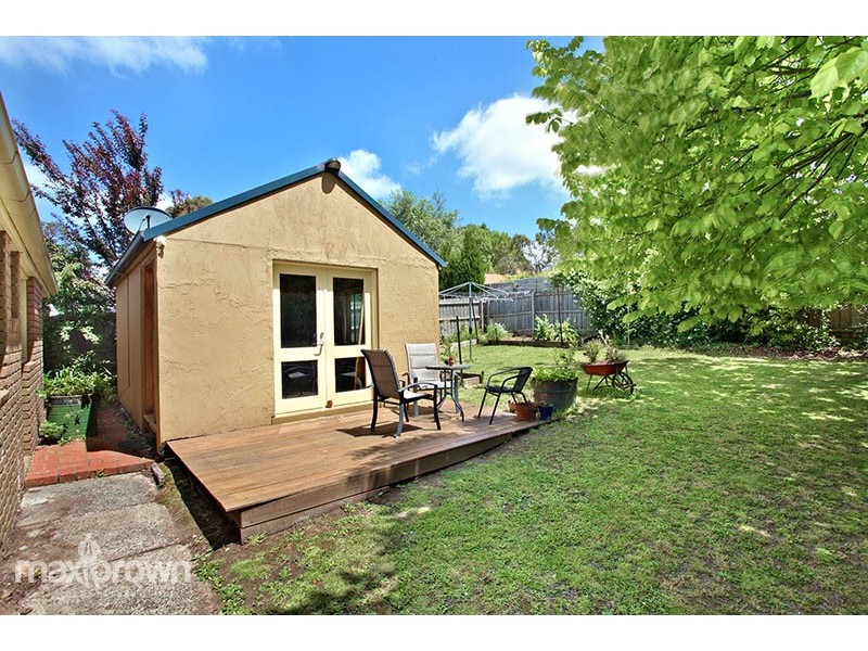 77 Kalinda Road, Ringwood VIC 3134