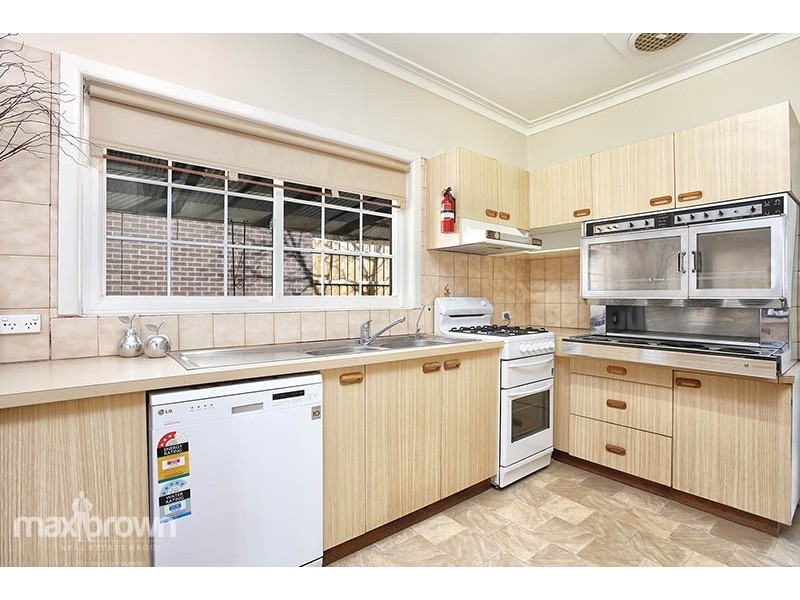 202 Lincoln Road, Croydon VIC 3136