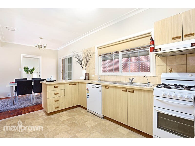 202 Lincoln Road, Croydon VIC 3136