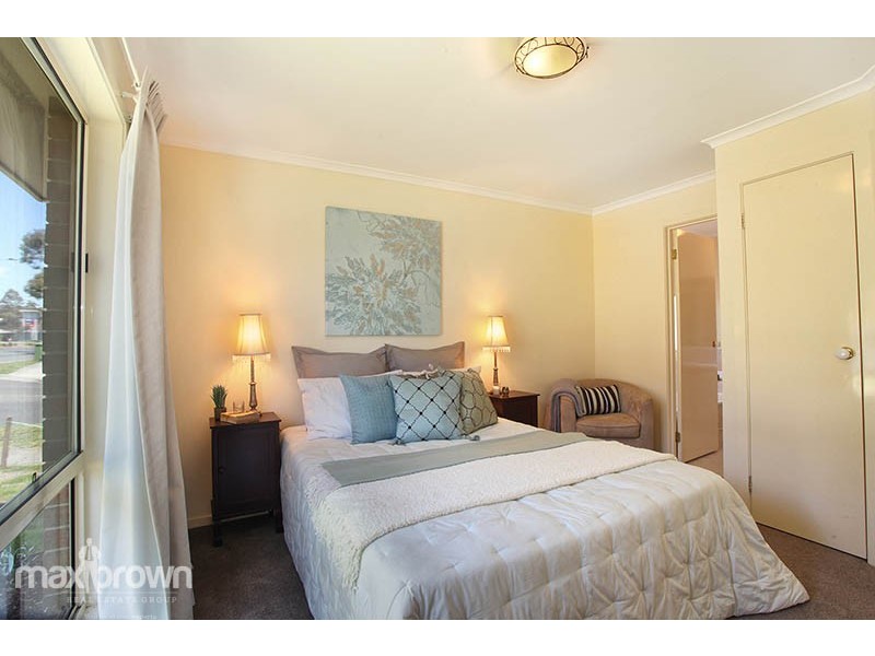 21 Manchester Road, Mooroolbark VIC 3138