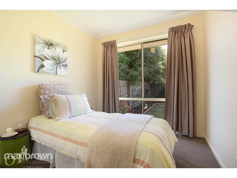 21 Manchester Road, Mooroolbark VIC 3138