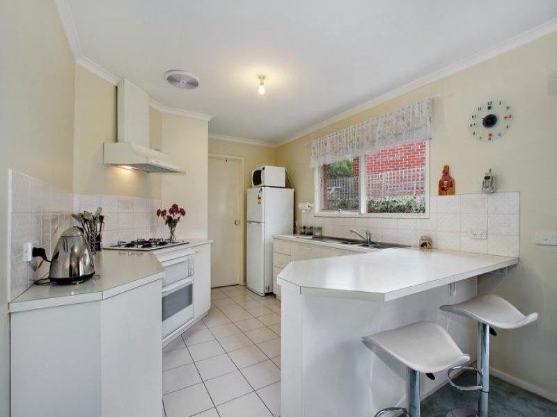 4/200 Hull Road, Mooroolbark VIC 3138