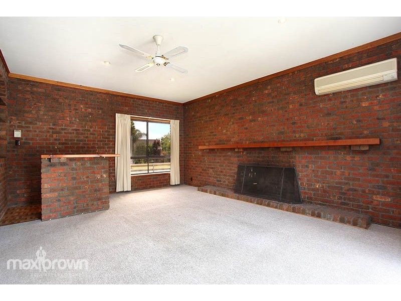 28 Lomond Avenue, Kilsyth VIC 3137