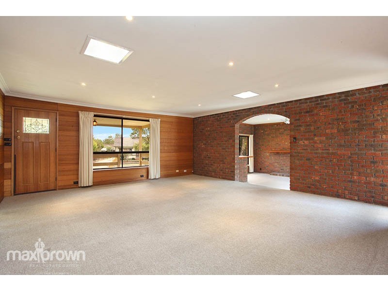 28 Lomond Avenue, Kilsyth VIC 3137