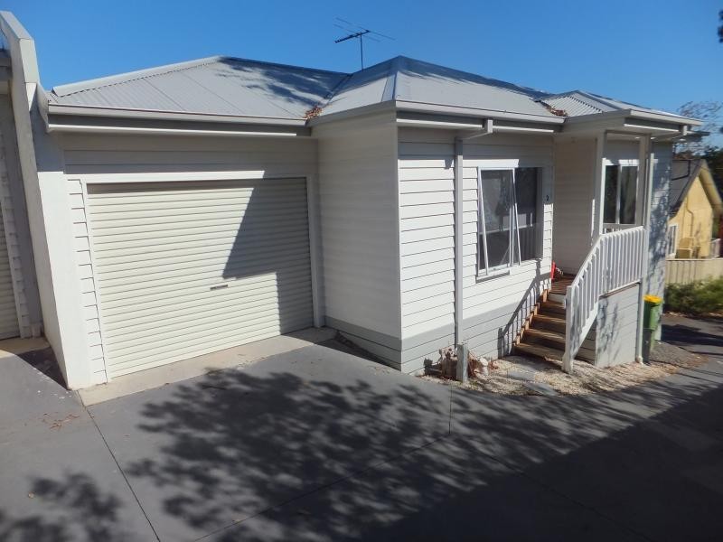 2/114 Anderson Street, Lilydale VIC 3140