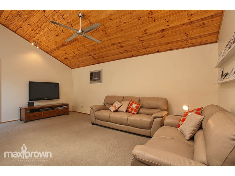 10 Nola Court, Croydon VIC 3136