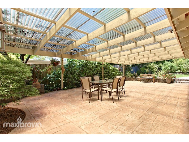 10 Nola Court, Croydon VIC 3136