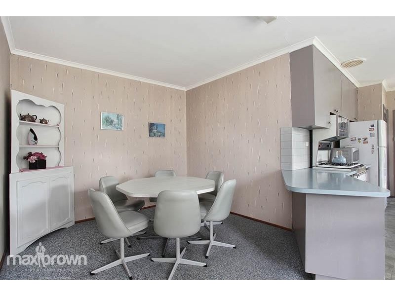 7 Inverness Court, Croydon VIC 3136