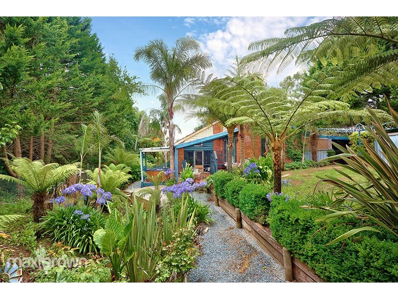 30 Beenak Road, Wandin North VIC 3139