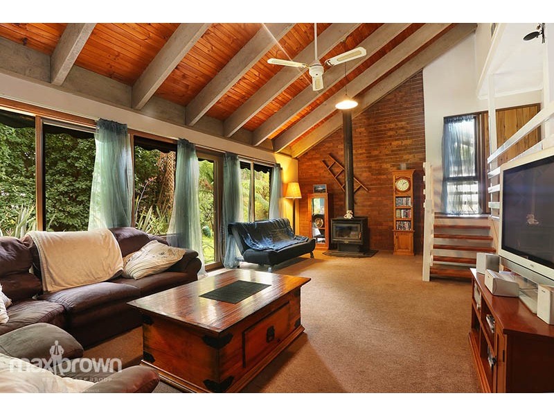 30 Beenak Road, Wandin North VIC 3139