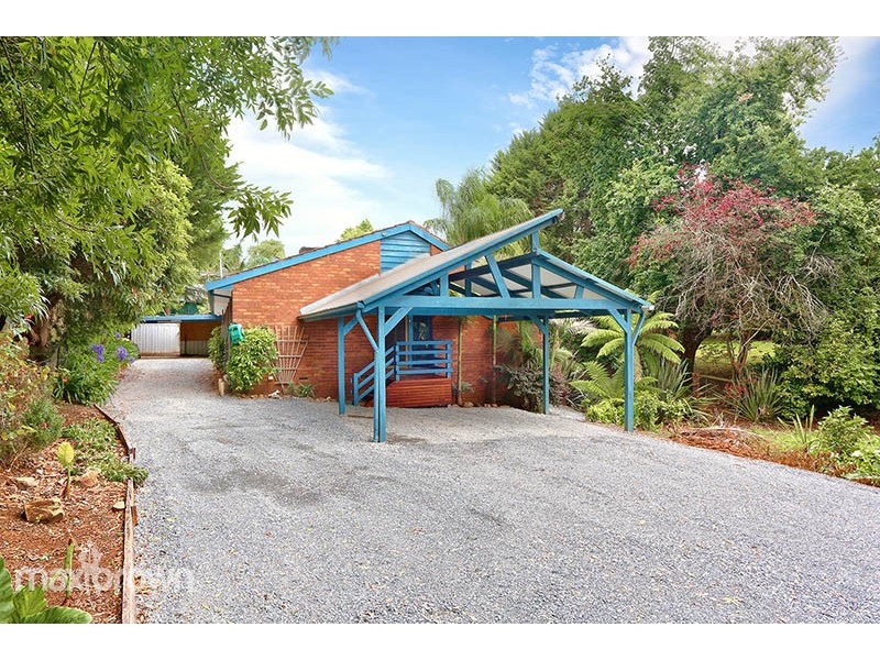 30 Beenak Road, Wandin North VIC 3139