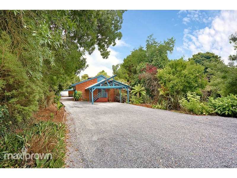 30 Beenak Road, Wandin North VIC 3139