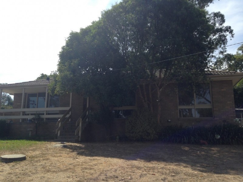 36 Station Road, Seville VIC 3139