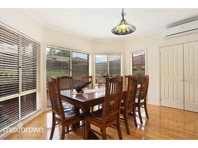 28 Pacific Drive, Mooroolbark VIC 3138