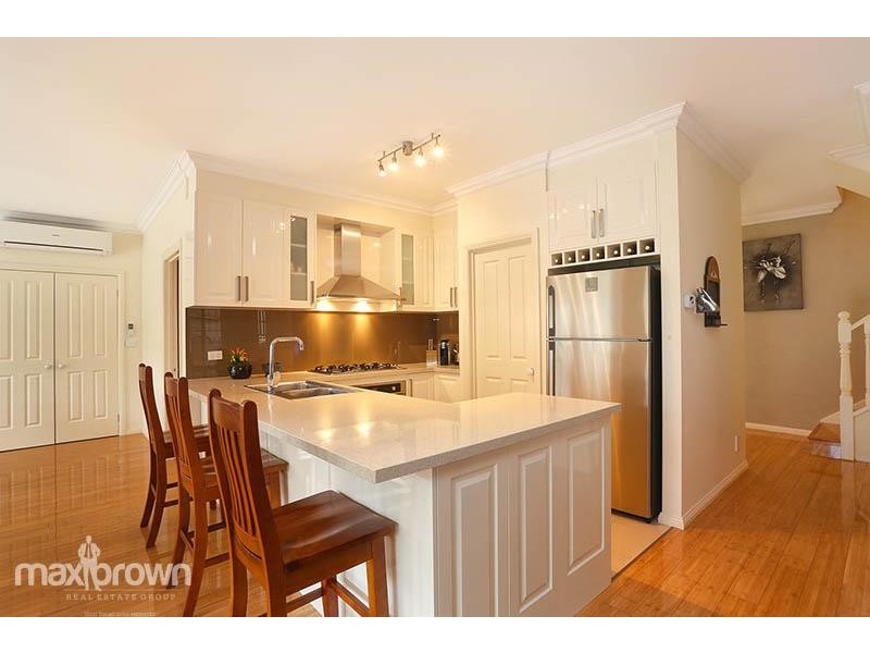 28 Pacific Drive, Mooroolbark VIC 3138