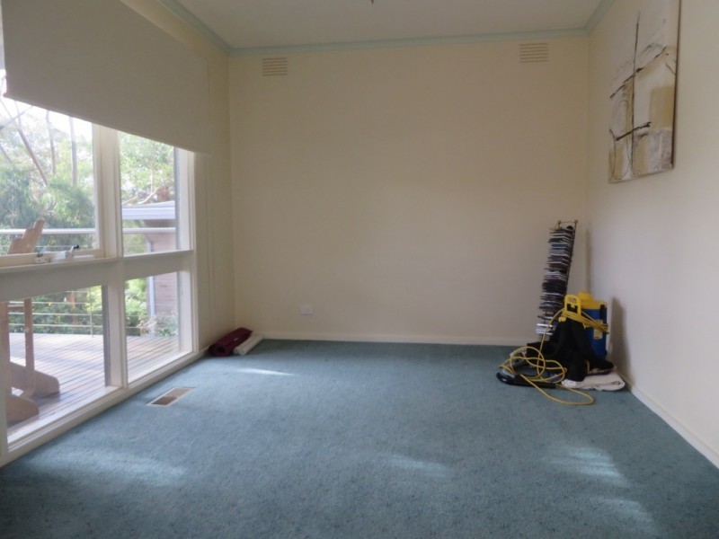 11 Sturdee Road, Donvale VIC 3111