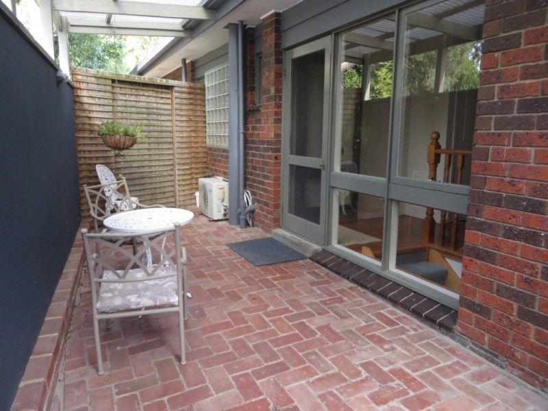 11 Sturdee Road, Donvale VIC 3111