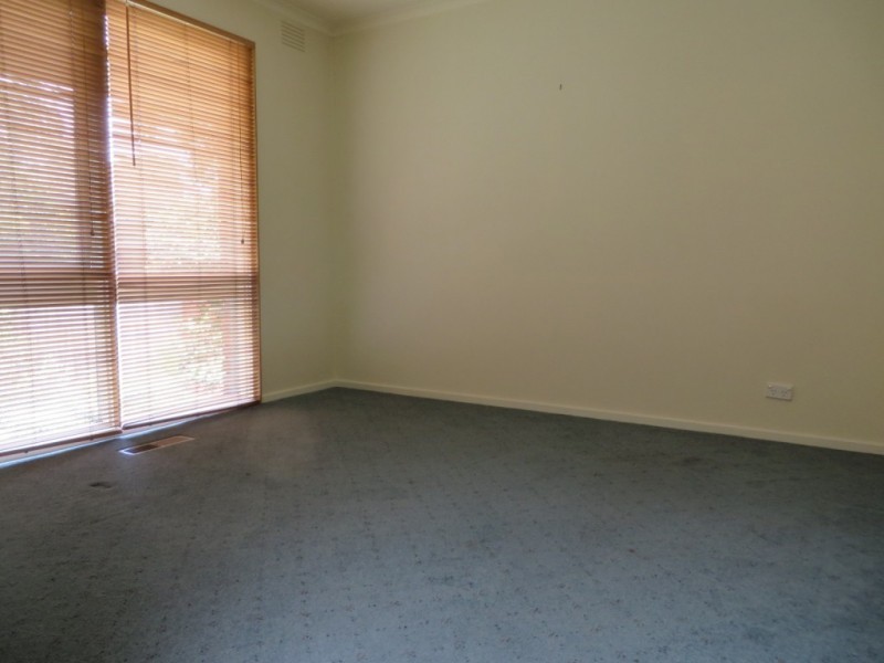 11 Sturdee Road, Donvale VIC 3111