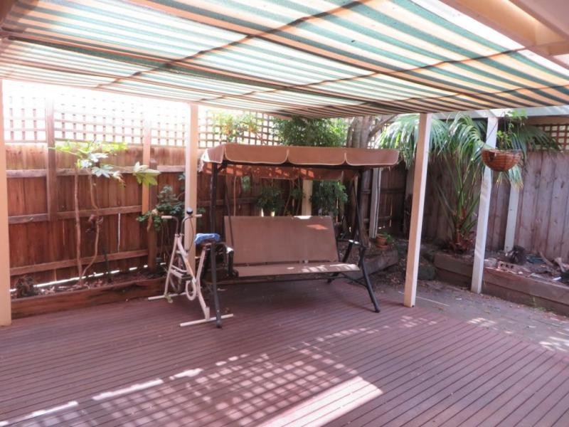 2/6 Kitchener Road, Croydon VIC 3136