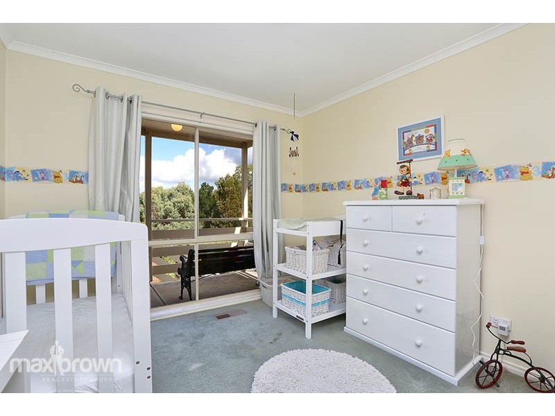 4/17 Wicklow Avenue, Croydon VIC 3136