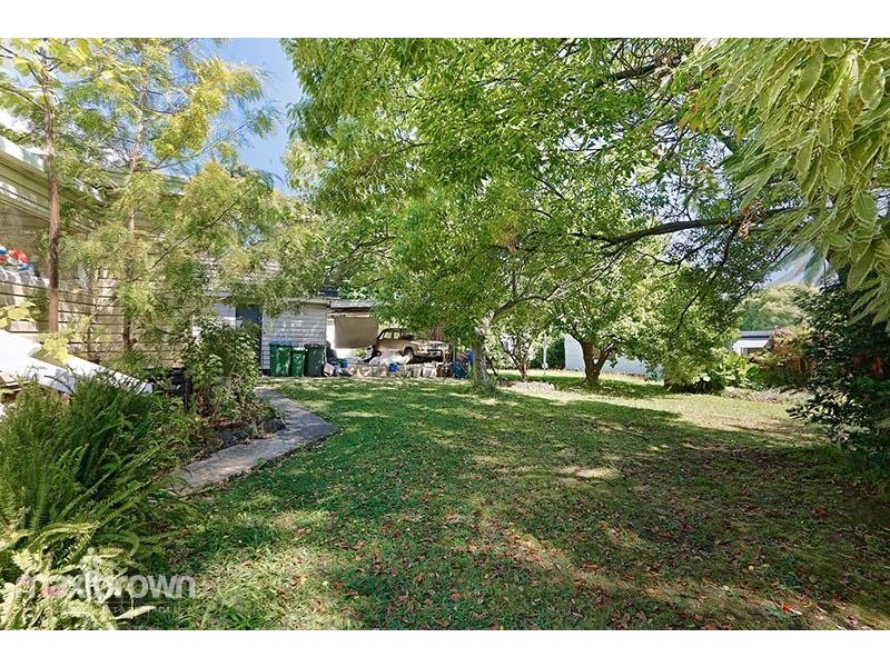 53 Hull Road, Croydon VIC 3136