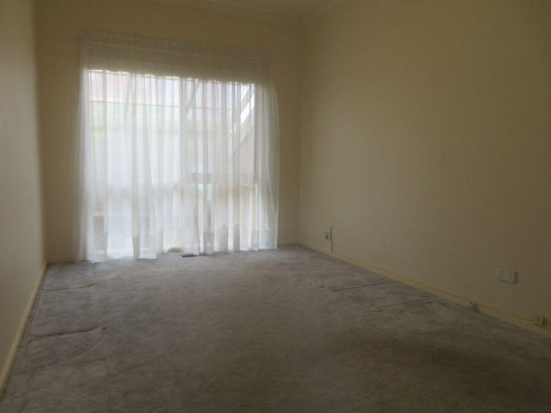 7 Defelice Place, Mooroolbark VIC 3138