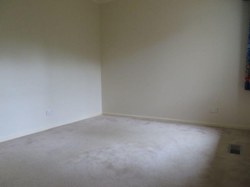 7 Defelice Place, Mooroolbark VIC 3138