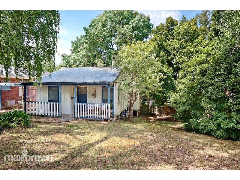 15 Boxtree Road, Montrose VIC 3765