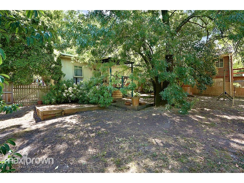 15 Boxtree Road, Montrose VIC 3765