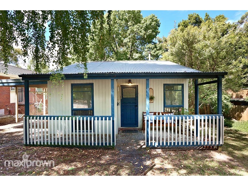 15 Boxtree Road, Montrose VIC 3765