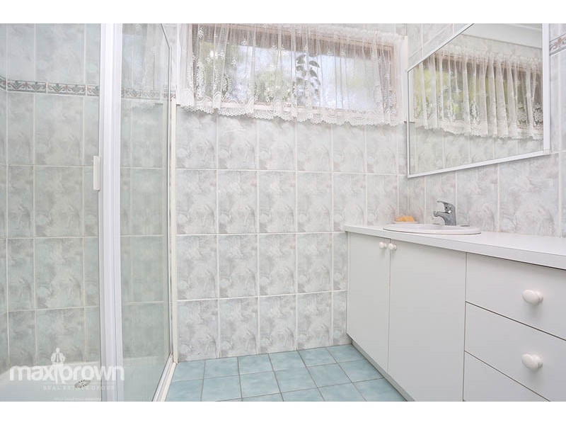 33 Timberglades Road, Montrose VIC 3765