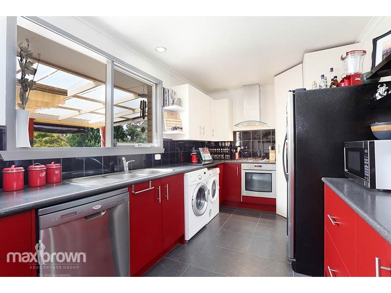 19 Gordon Court, Mooroolbark VIC 3138