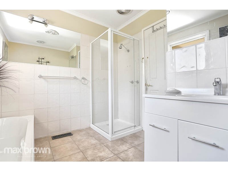19 Gordon Court, Mooroolbark VIC 3138